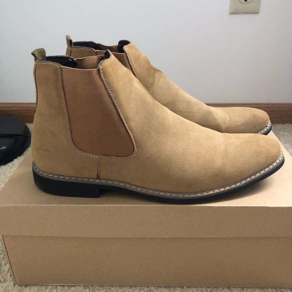 Chelsea Boots 🥾